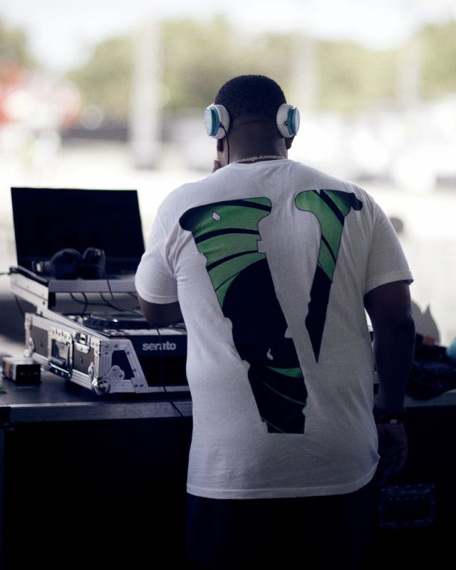 @tedbounce brought the beats and lit up the stage at Sumfest Mizik 2024! 🔥🎧#SumfestMizik2024 #CaribbeanCommunity #BiggerThanUs #FromHaitiToMiami #UltimateCaribbeanFestival #MiamiFL #HistoricVirginiaKeyBeachPark